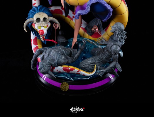 HQS+ 海贼王 波雅·汉库克