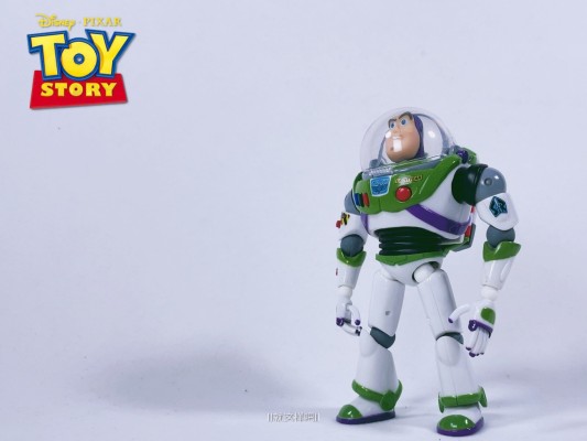 LEGACY OF REVOLTECH 『トイ・ストーリー』 バズ・ライトイヤー リニューアルパッケージデザイン版