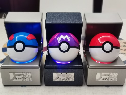 Light-Up Figure 精灵宝可梦系列 精灵球