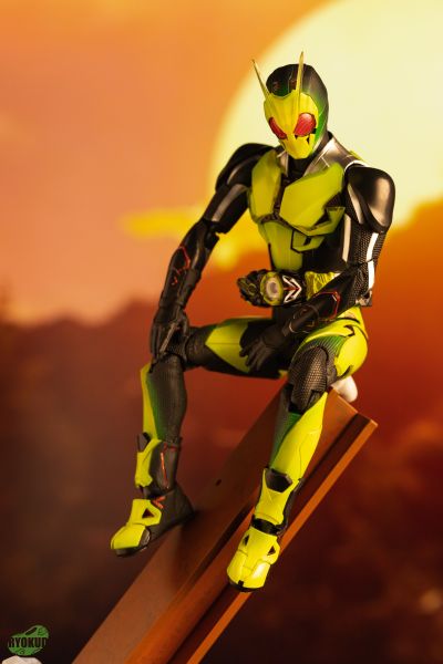 S.H.Figuarts 假面骑士零一 假面骑士零一 觉悟飞蝗