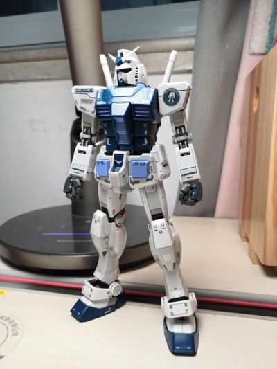 MG  高达基地限定 机动战士高达 RX-78-2 高达 3.0版本 ［高达基地配色］