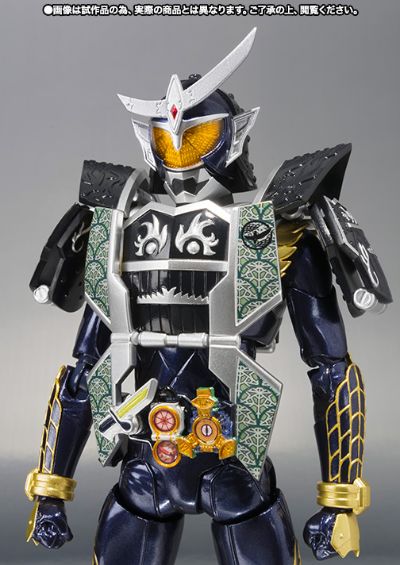 S.H.Figuarts 假面骑士：铠武 假面骑士铠武 阵羽柠檬武装