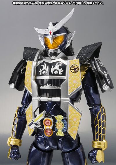 S.H.Figuarts 假面骑士：铠武 假面骑士铠武 阵羽柠檬武装