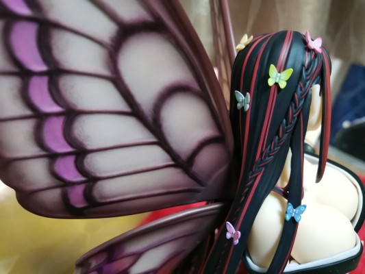 八宝备仁画集「红蝶（ほてり）」插画