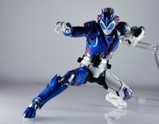 S.H.Figuarts 假面骑士：零一 假面骑士巴尔坎 射击之狼