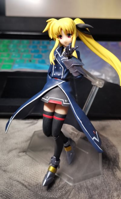 figma#009 魔法少女奈叶StrikerS 菲特·泰斯塔罗沙 战斗夹克