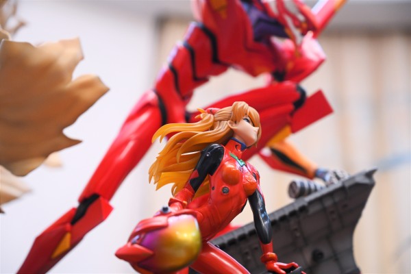 新世纪福音战士 EVA-02 Metallic Variant Exclusive