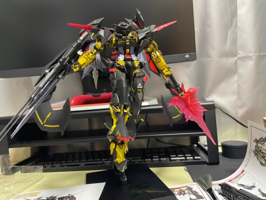 METAL BUILD 机动战士高达SEED  ASTRAY 天空的皇女 异端高达金色机天蜜娜