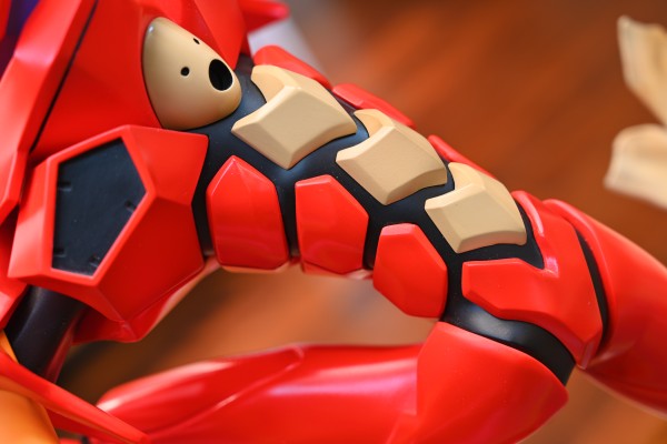 新世纪福音战士 EVA-02 Metallic Variant Exclusive