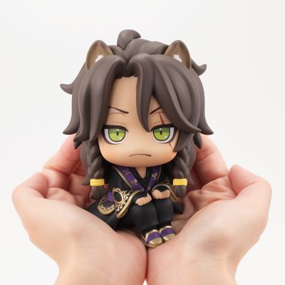 Look Up 迪士尼 扭曲仙境 Leona Kingscholar