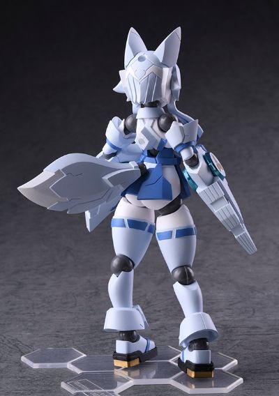 机械新人类 莉莉