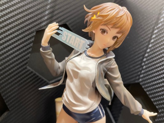 ARTFX J 十三机兵防卫团 南奈津乃 与 BJ