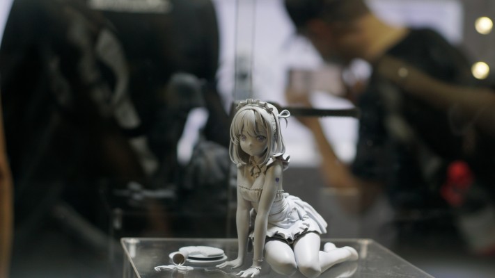 灰色小鸟女仆