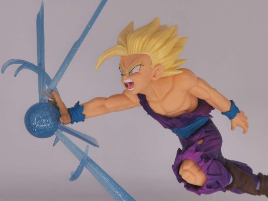 DESKTOP REAL McCOY 龙珠Z 03 布玛