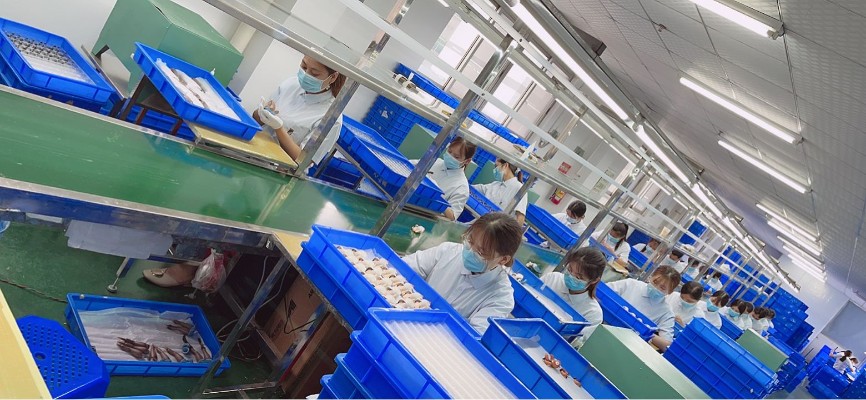 虾米大模王 虾米四周年纪念手办「初次见面」灰调ver.