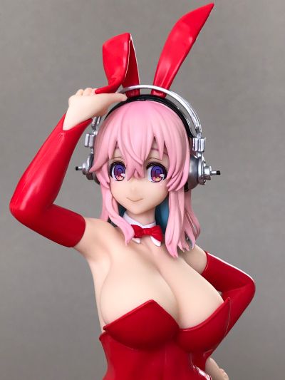 BiCute Bunnies 超级索尼子 红色兔女郎