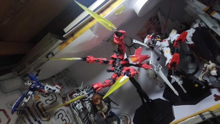 MG 1/100 神盾高达