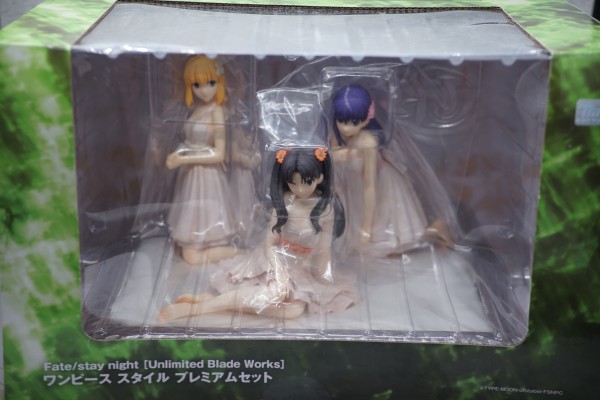 DreamTech Fate/stay night [UBW] 间桐樱&SABER&远坂凛 连衣裙style 套装