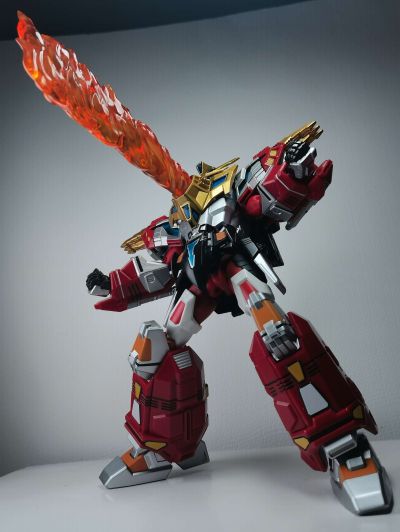 ULTRA-ACT 雷电古立特