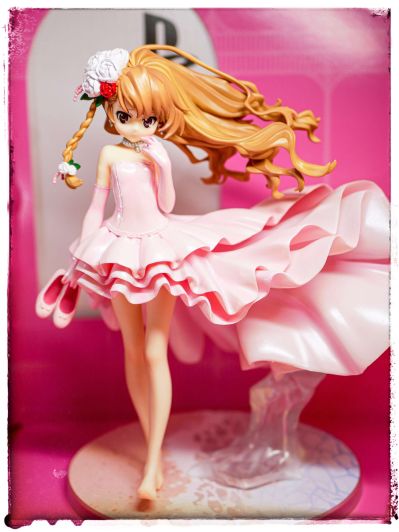 CAworks 龙与虎 逢坂大河 粉色婚纱礼服(WF限定)