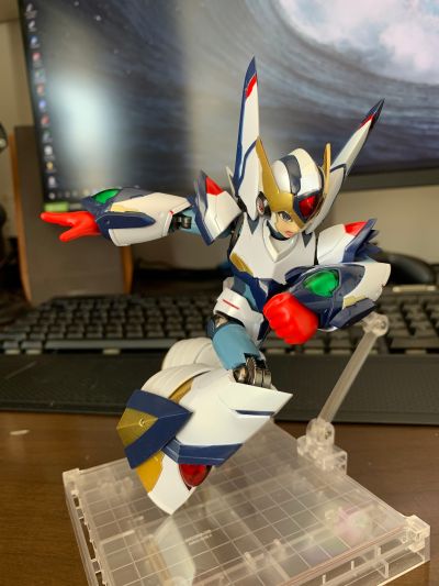 RIOBOT 洛克人X 洛克人艾克斯 猎鹰装甲Ver. EIICHI SHIMIZU