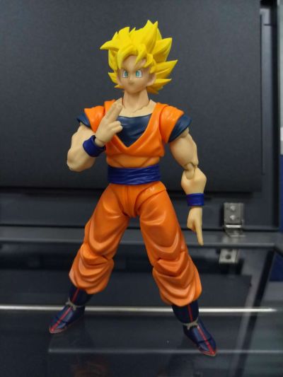 S.H.Figuarts  全力超级赛亚人 孙悟空