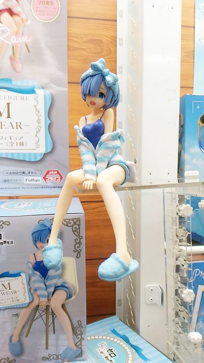 压泡面 Re：从零开始的异世界生活 蕾姆 居家服