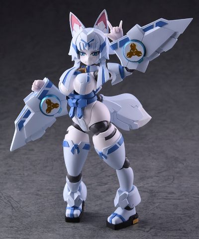 机械新人类 莉莉