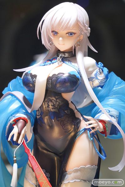 碧蓝航线 贝尔法斯特 彩云的蔷薇