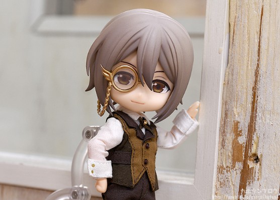 粘土娃 发明家：卡诺