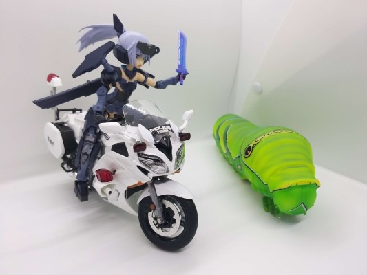 1/12 完成品摩托 YAMAHA FJR1300P 白色涂装 (警视厅)