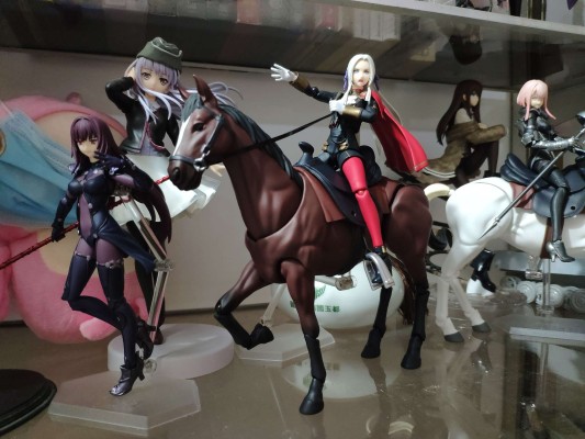 figma#490b 马 2.0版 (白色)