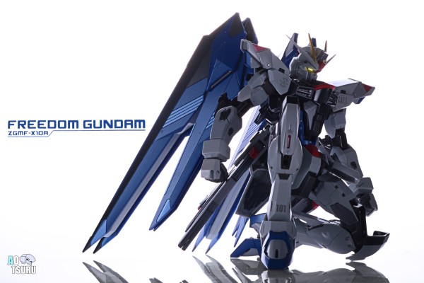 METAL BUILD 机动战士高达SEED ZGMF-X10A 自由高达