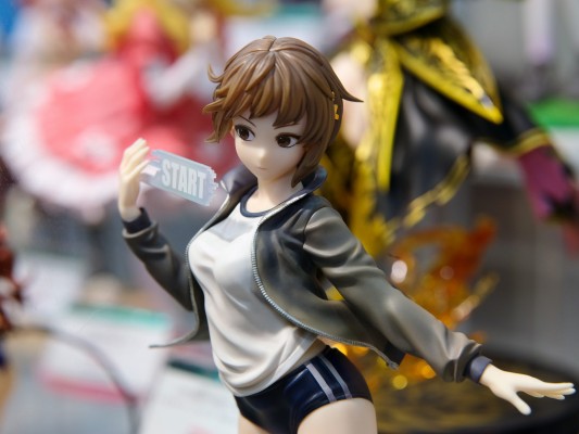 ARTFX J 十三机兵防卫团 南奈津乃 与 BJ