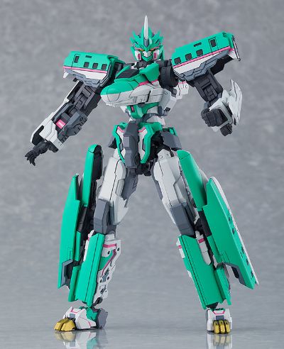 Moderoid 新干线变形机器人Z E5 隼号