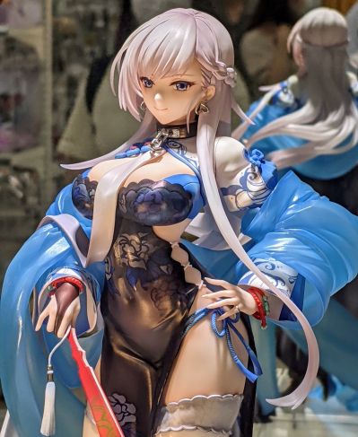 碧蓝航线 贝尔法斯特 彩云的蔷薇