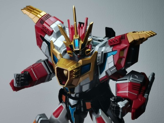 ULTRA-ACT 雷电古立特