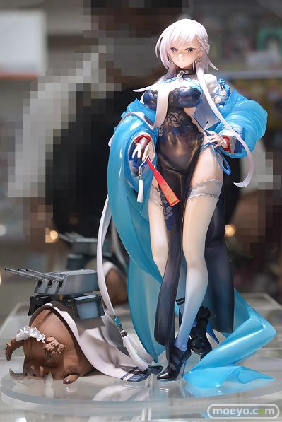 碧蓝航线 贝尔法斯特 彩云的蔷薇