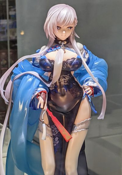 碧蓝航线 贝尔法斯特 彩云的蔷薇