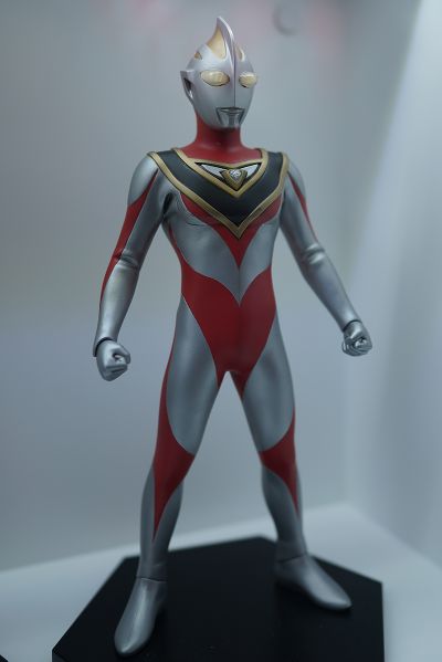 经典角色 戴拿奥特曼 戴拿奥特曼 闪亮型