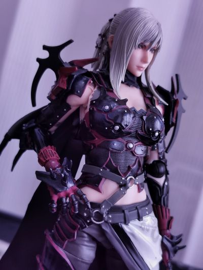 PlayArts改 最终幻想XV 阿拉尼亚·海温德