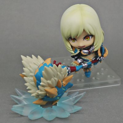 粘土人 #1407-DX 怪物猎人世界：冰原 女猎人 雷狼龙阿尔法 Ver. DX