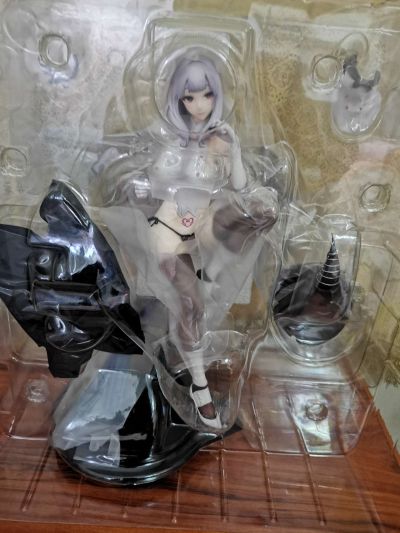 10月31日的魔女 Miss Orangette