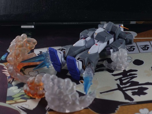 ROBOT魂＜机动战士系列＞  RX-78NT-1FA 高达NT-1 剧中版 ～乔巴姆装甲着装型～