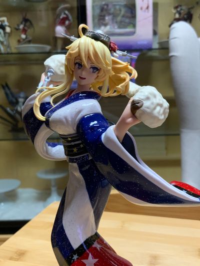 舰队Collection-舰娘- 衣阿华 装扮舰娘和装备的妖精桑