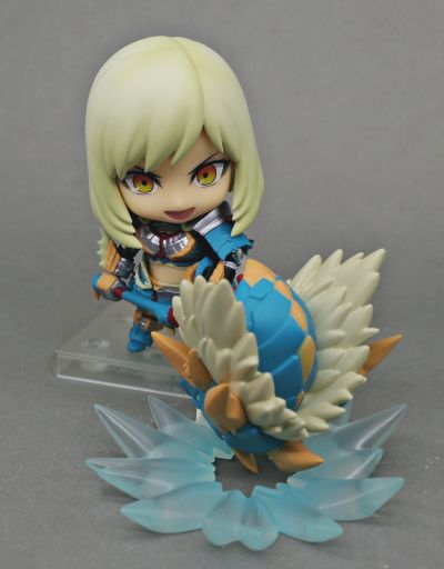 粘土人 #1407-DX 怪物猎人世界：冰原 女猎人 雷狼龙阿尔法 Ver. DX