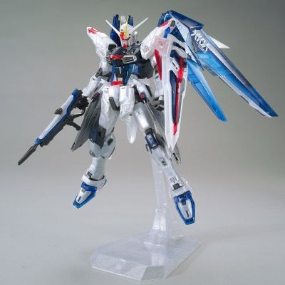 MG 高达基地限定  机动战士高达SEED ZGMF-X10A 自由高达2.0[透明配色]