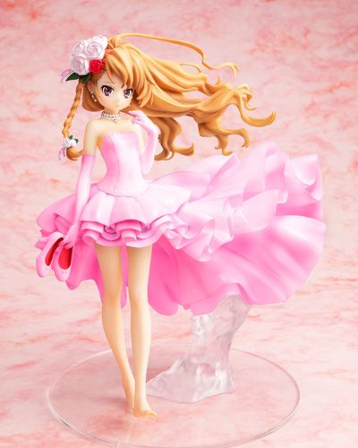 CAworks 龙与虎 逢坂大河 粉色婚纱礼服(WF限定)