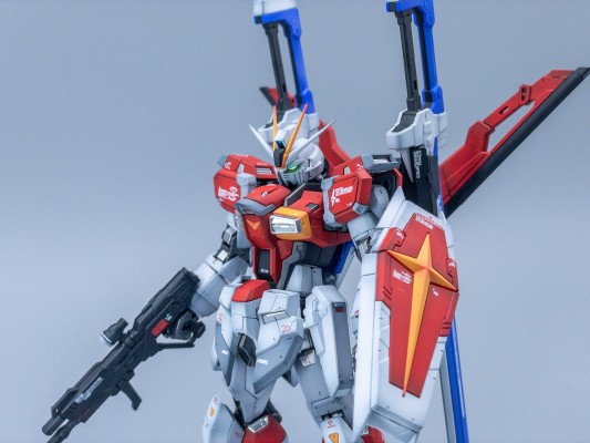 RG 1/144 巨剑型脉冲高达