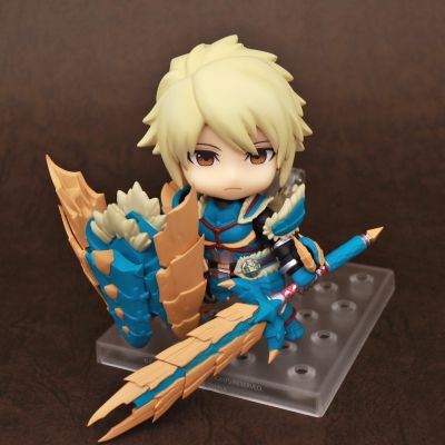 粘土人#1421-DX 怪物猎人世界：冰原 猎人♂ 雷狼龙α Ver. DX